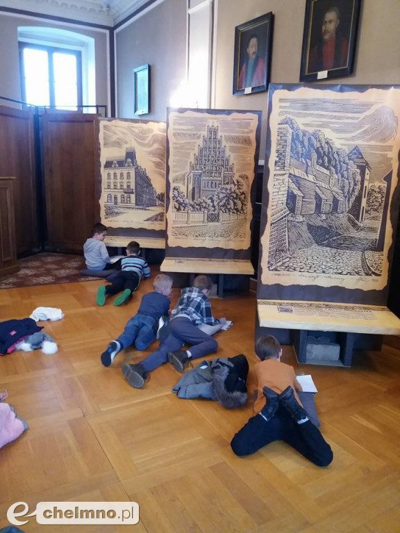 Uczniowie Dwójki na wystawie Stanisława Lejkowskiego
