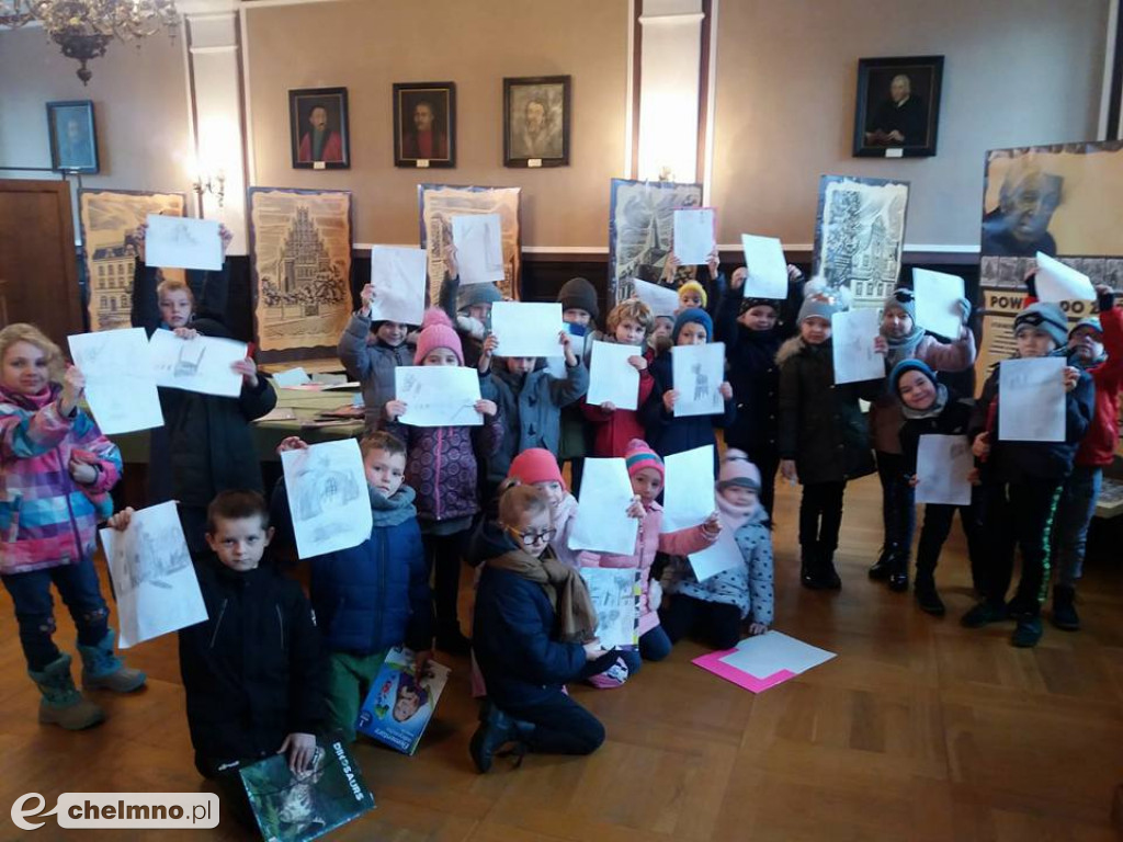 Uczniowie Dwójki na wystawie Stanisława Lejkowskiego