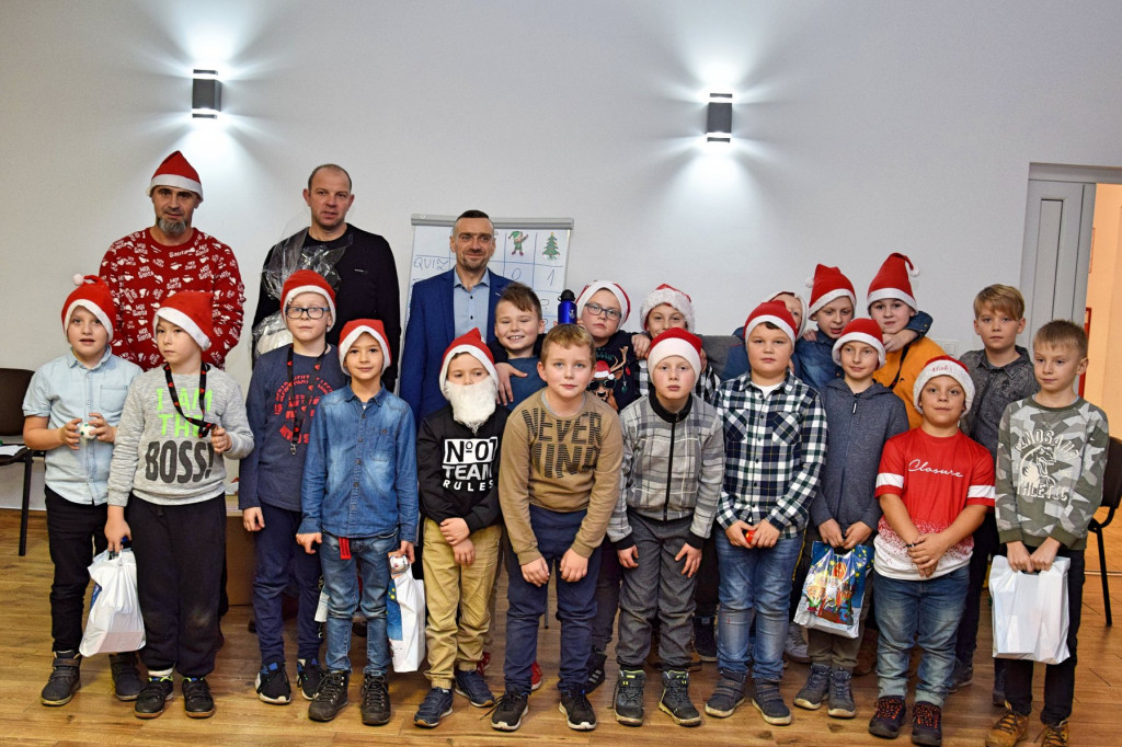 Impreza Mikołajkowa Przedszkola UKS Szkółka Piłkarska