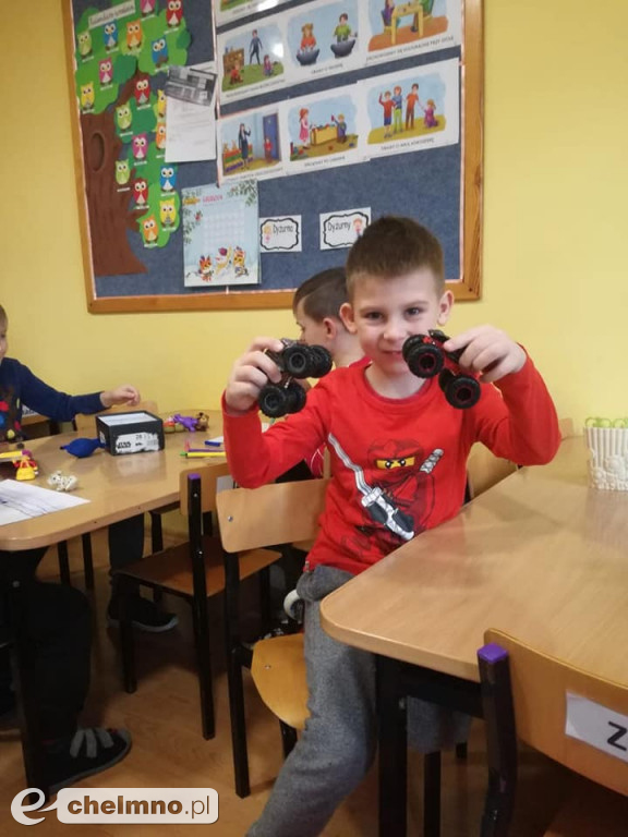 Brzdące z uśmiechami oczekiwały Mikołaja