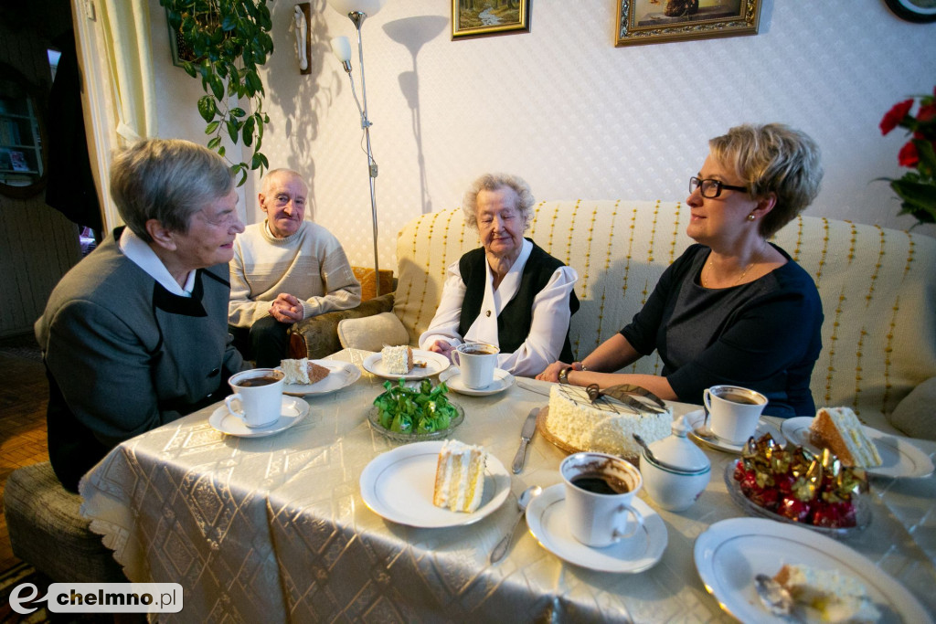 Medale Unitas Durat dla stuletnich mieszkanek regionu