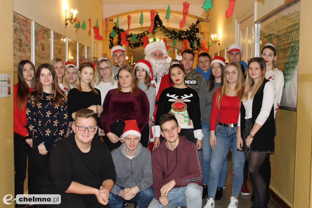 Fotorelacja z piątkowych Mikołajek w ZS nr 2
