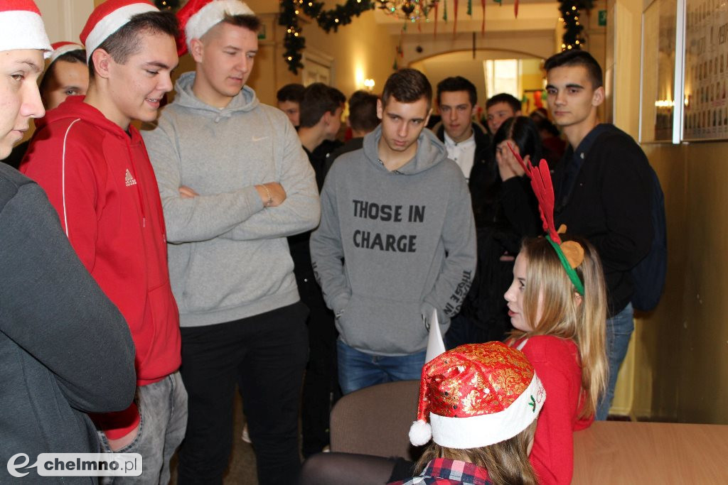 Fotorelacja z piątkowych Mikołajek w ZS nr 2