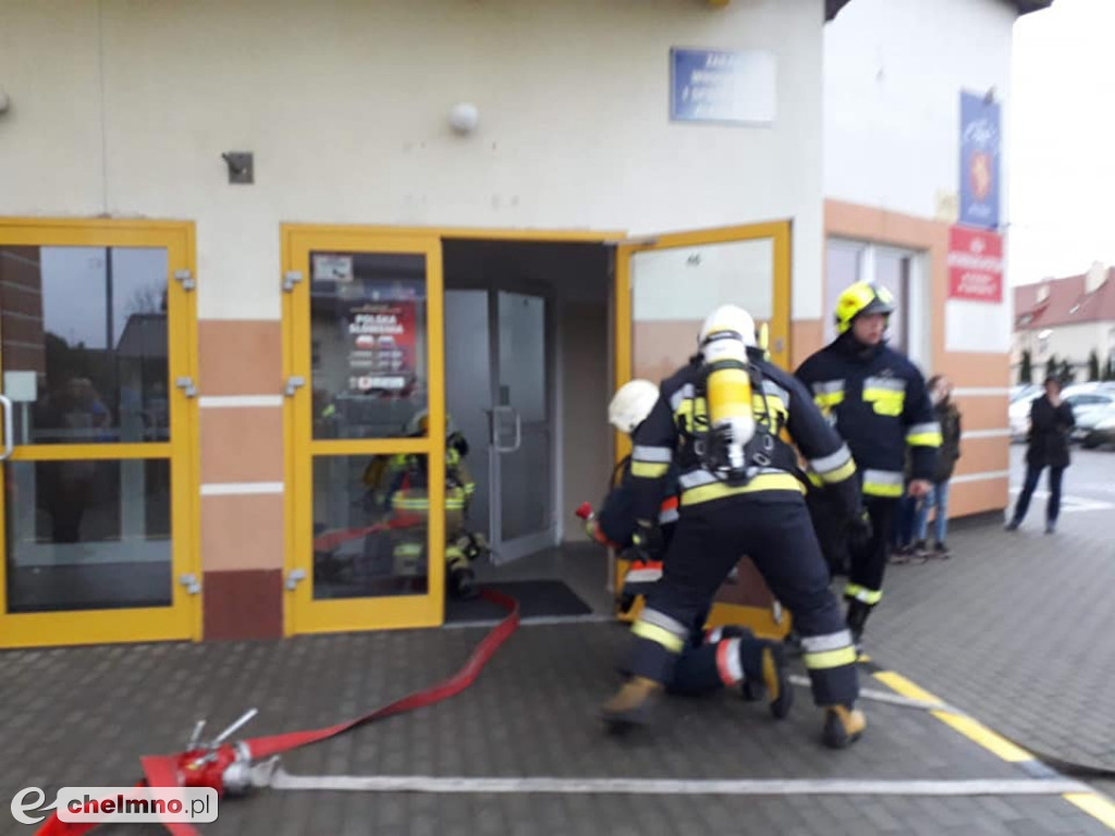 Zadymienie w pomieszczeniu i jedna osoba poszkodowana