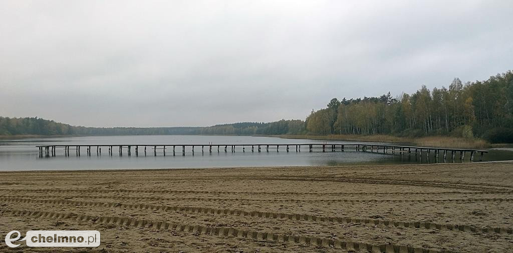 Żołnierze 3BDM wyremontowali pomost na jeziorze w Kamionkach Małych