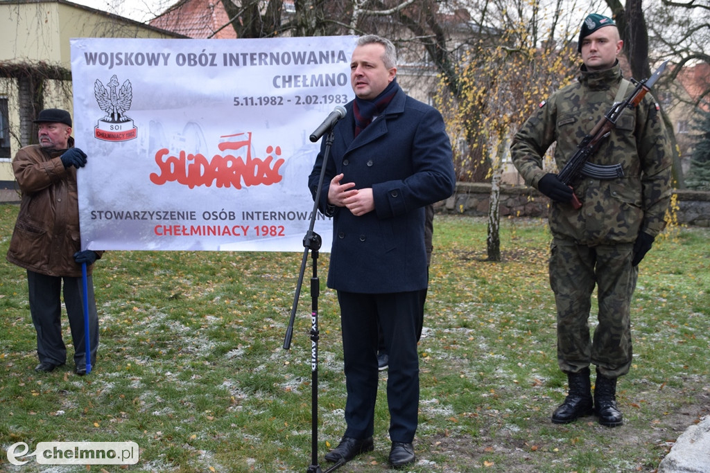 Obchody 38. rocznicy wprowadzenia w Polsce stanu wojennego