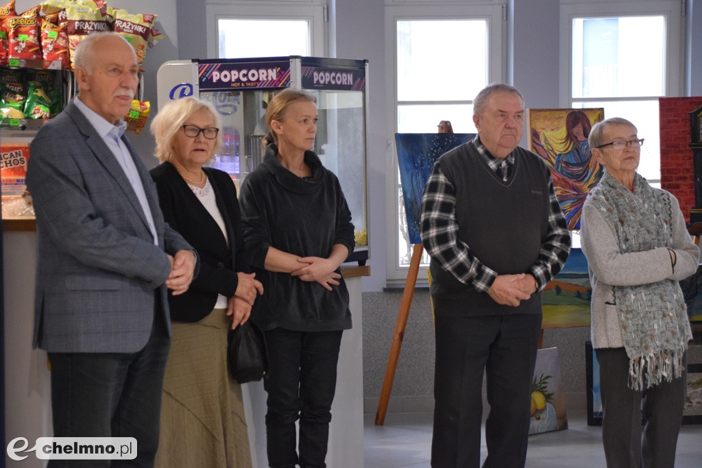 Seniorzy zaprezentowali swoje prace na wystawie w Rondzie