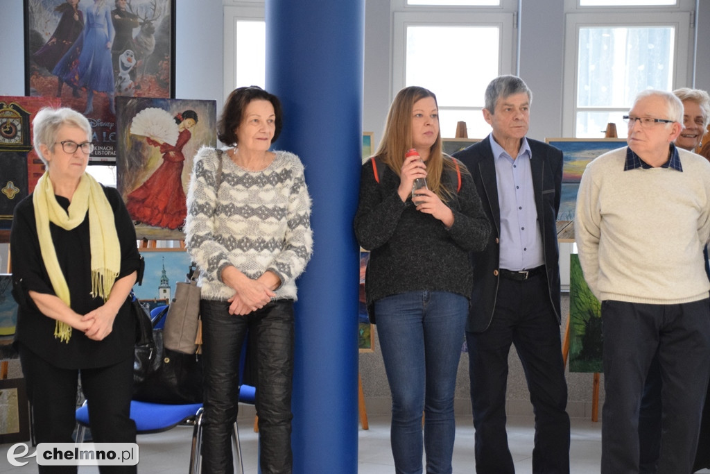 Seniorzy zaprezentowali swoje prace na wystawie w Rondzie