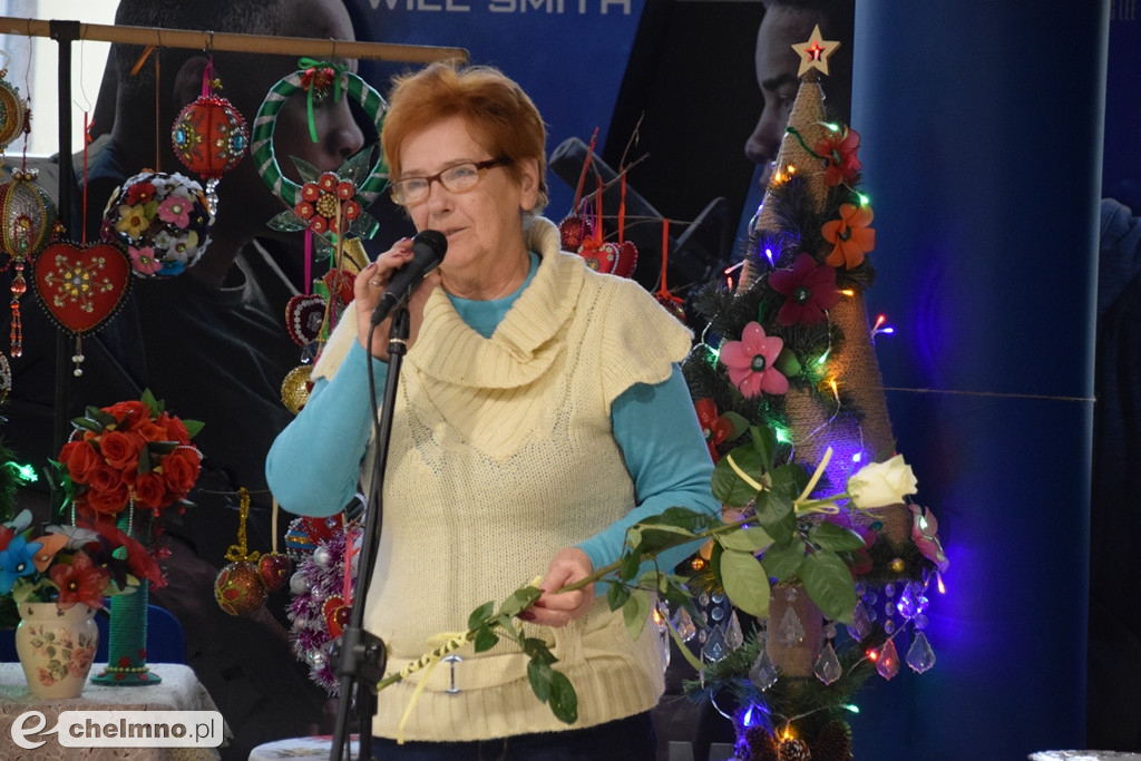 Seniorzy zaprezentowali swoje prace na wystawie w Rondzie