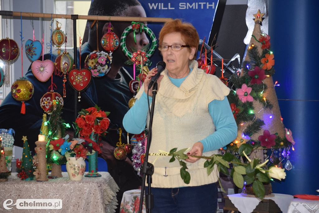 Seniorzy zaprezentowali swoje prace na wystawie w Rondzie