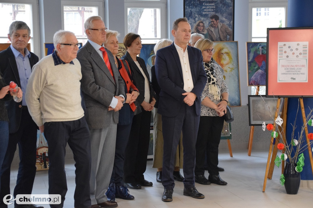 Seniorzy zaprezentowali swoje prace na wystawie w Rondzie