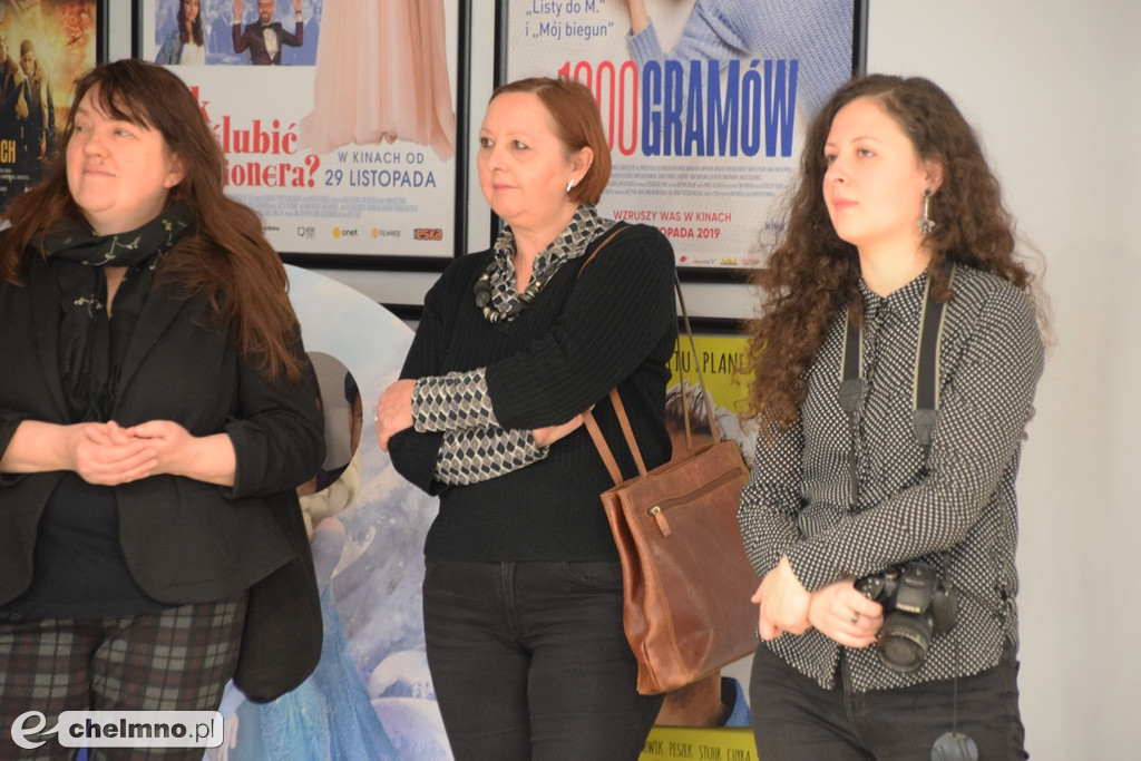Seniorzy zaprezentowali swoje prace na wystawie w Rondzie