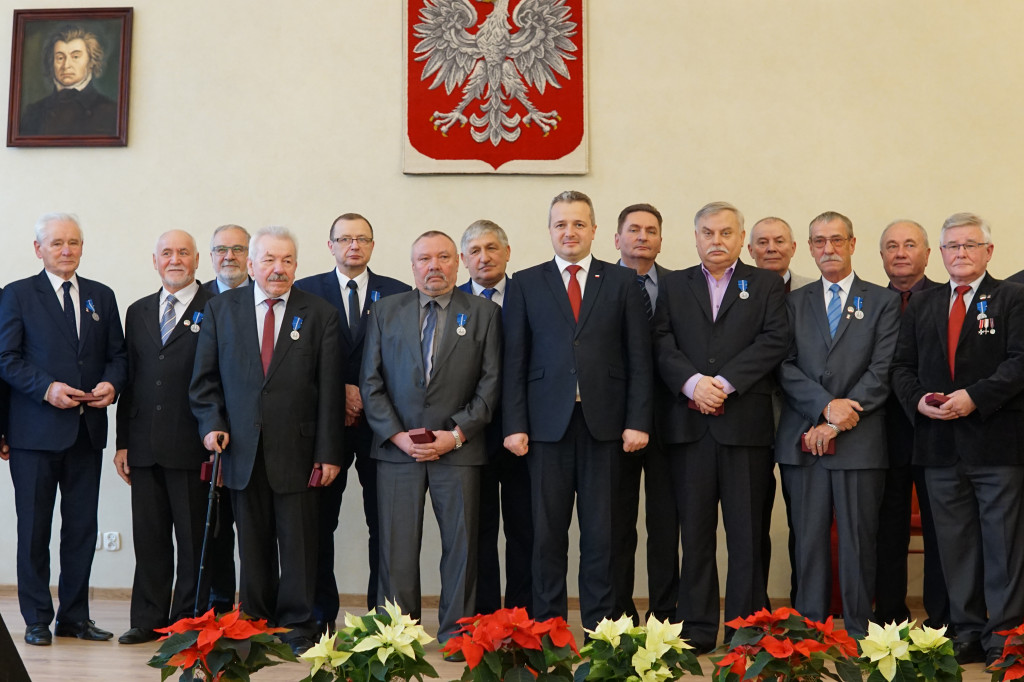 W Chełmnie wręczono Medale Stulecia Odzyskanej Niepodległości