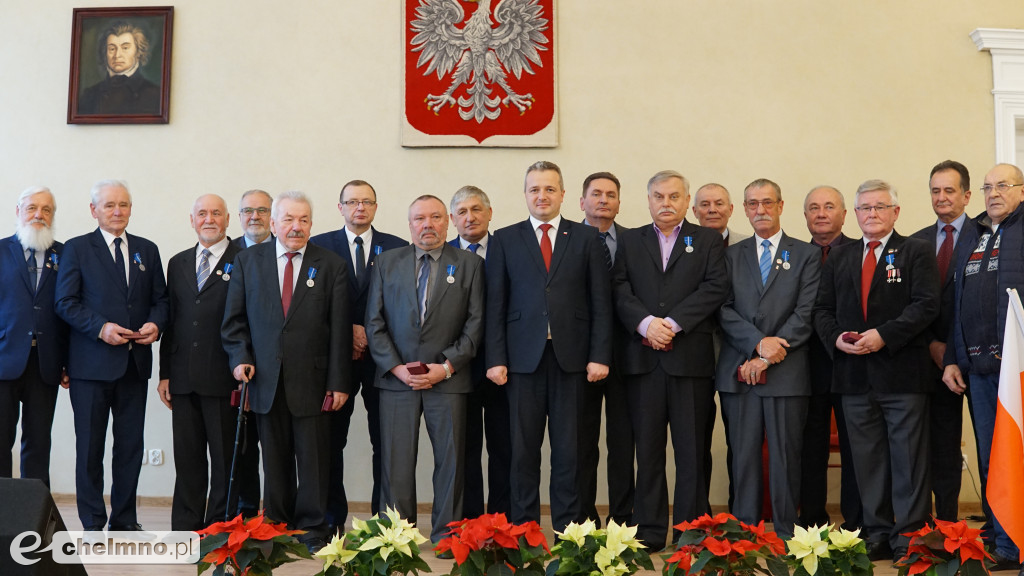 W Chełmnie wręczono Medale Stulecia Odzyskanej Niepodległości