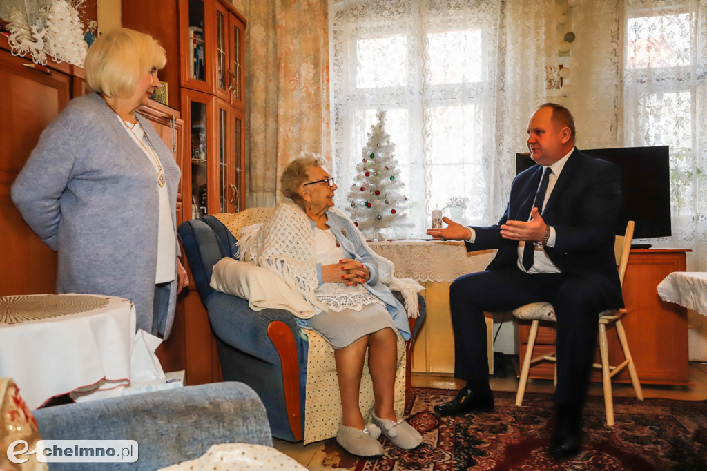 Świąteczne wizyty u najstarszych mieszkańców regionu
