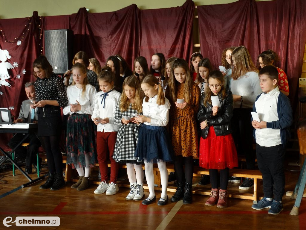 Przedstawienie o tematyce świątecznej w Czwórce