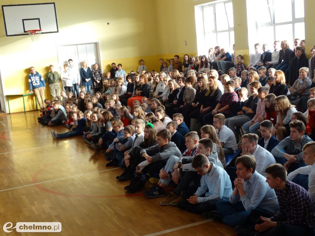 Przedstawienie o tematyce świątecznej w Czwórce
