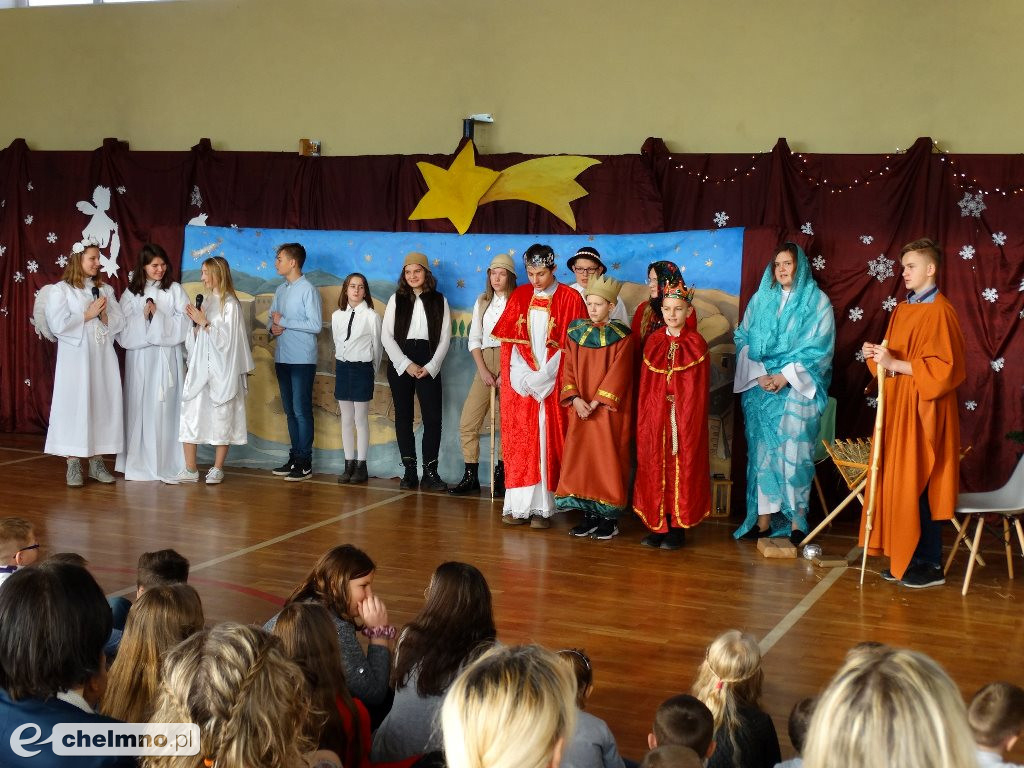 Przedstawienie o tematyce świątecznej w Czwórce