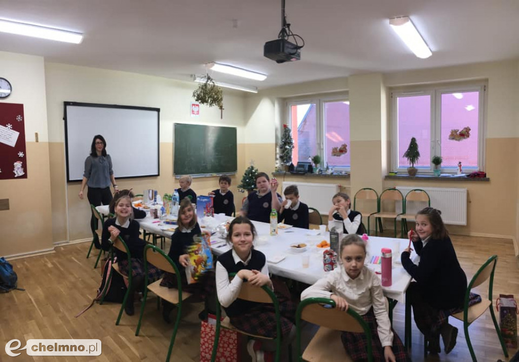 Piątkowe spotkania wigilijne i prezenty klasowe