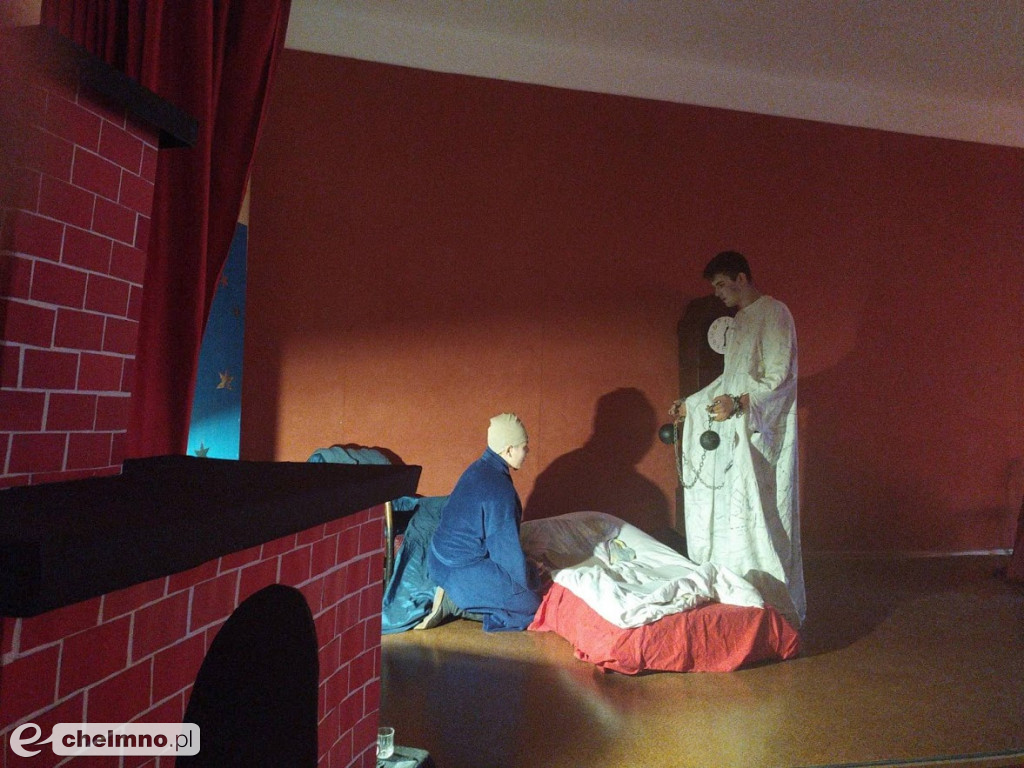 Opowieść Wigilijna: przedstawienie teatralne w nowej odsłonie