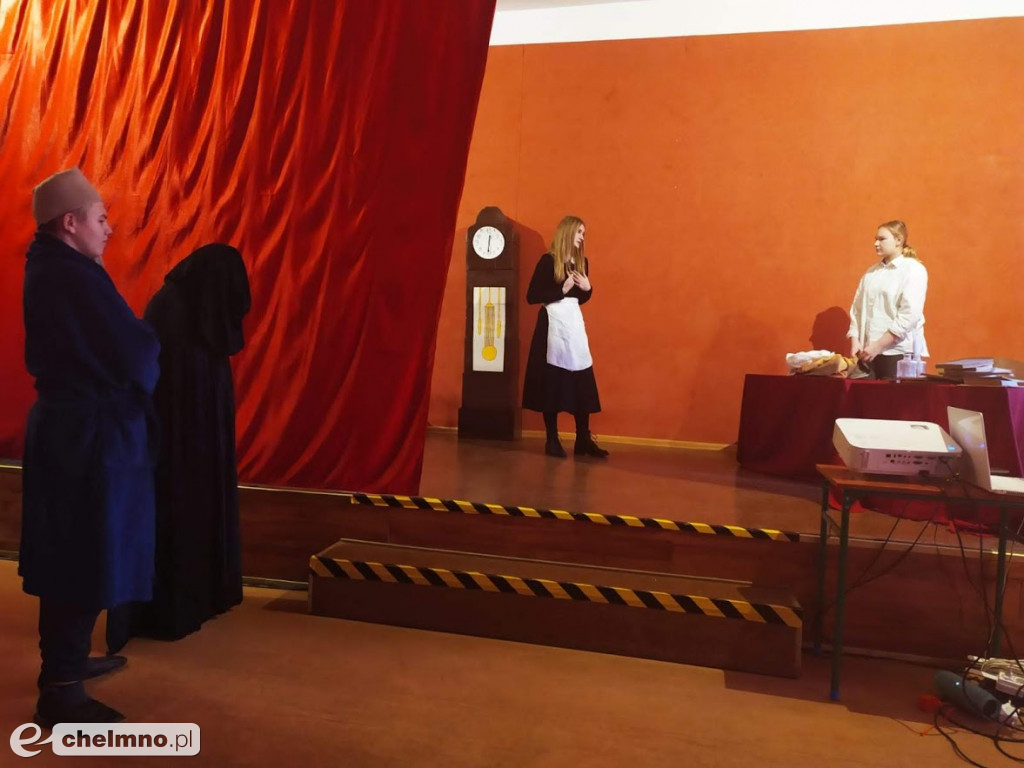 Opowieść Wigilijna: przedstawienie teatralne w nowej odsłonie