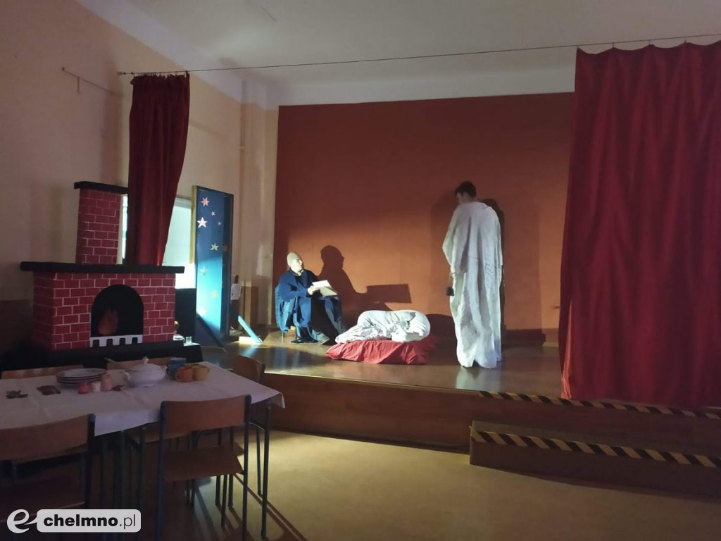 Opowieść Wigilijna: przedstawienie teatralne w nowej odsłonie