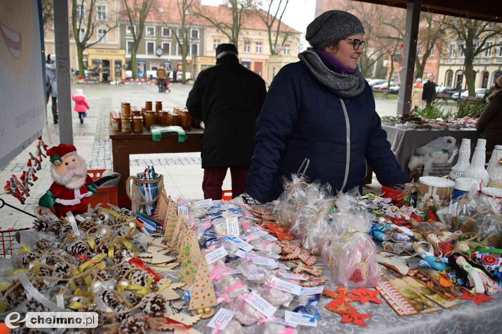 Masa rozmaitości podczas Jarmarku Bożonarodzeniowego