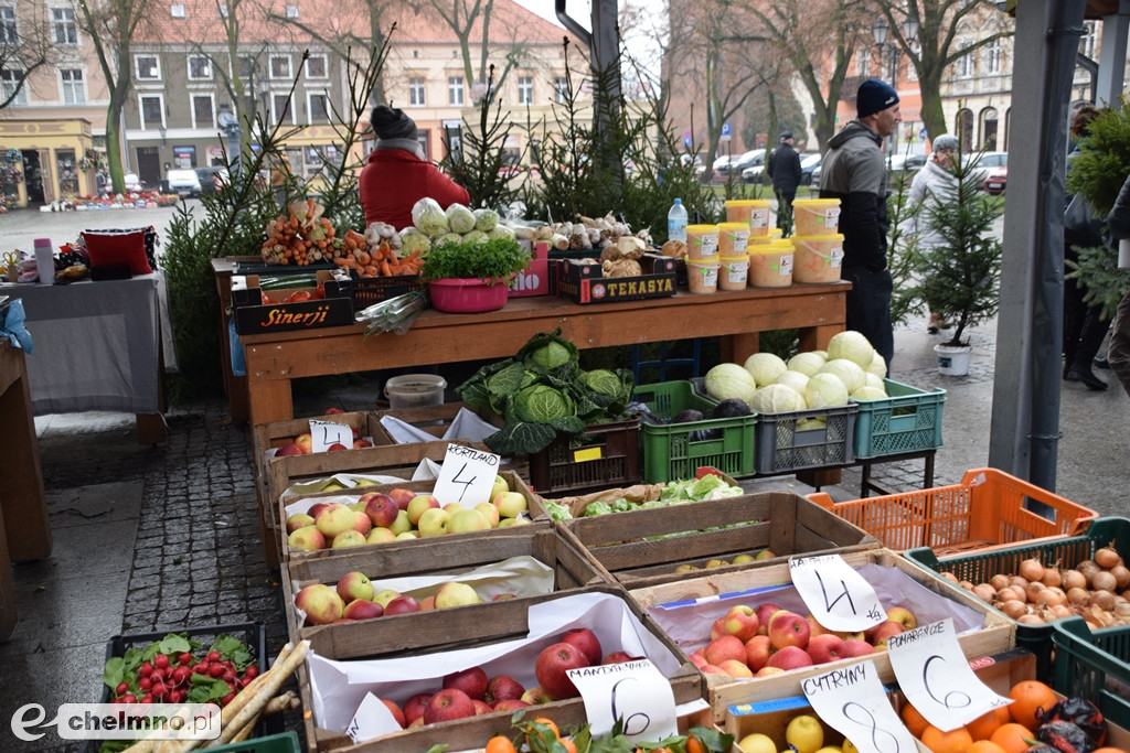 Masa rozmaitości podczas Jarmarku Bożonarodzeniowego