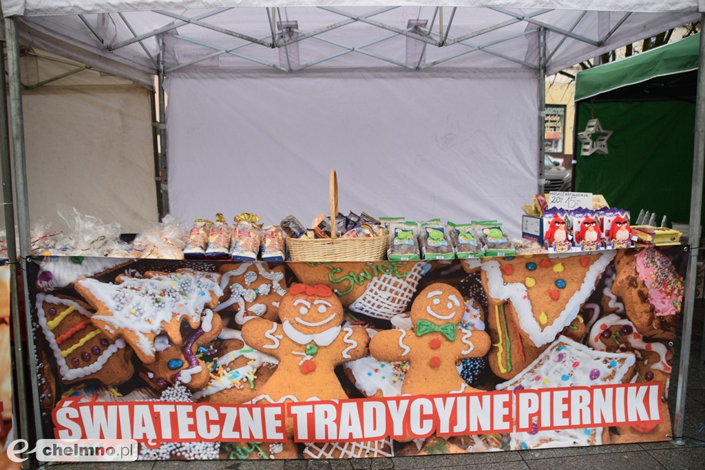 Masa rozmaitości podczas Jarmarku Bożonarodzeniowego