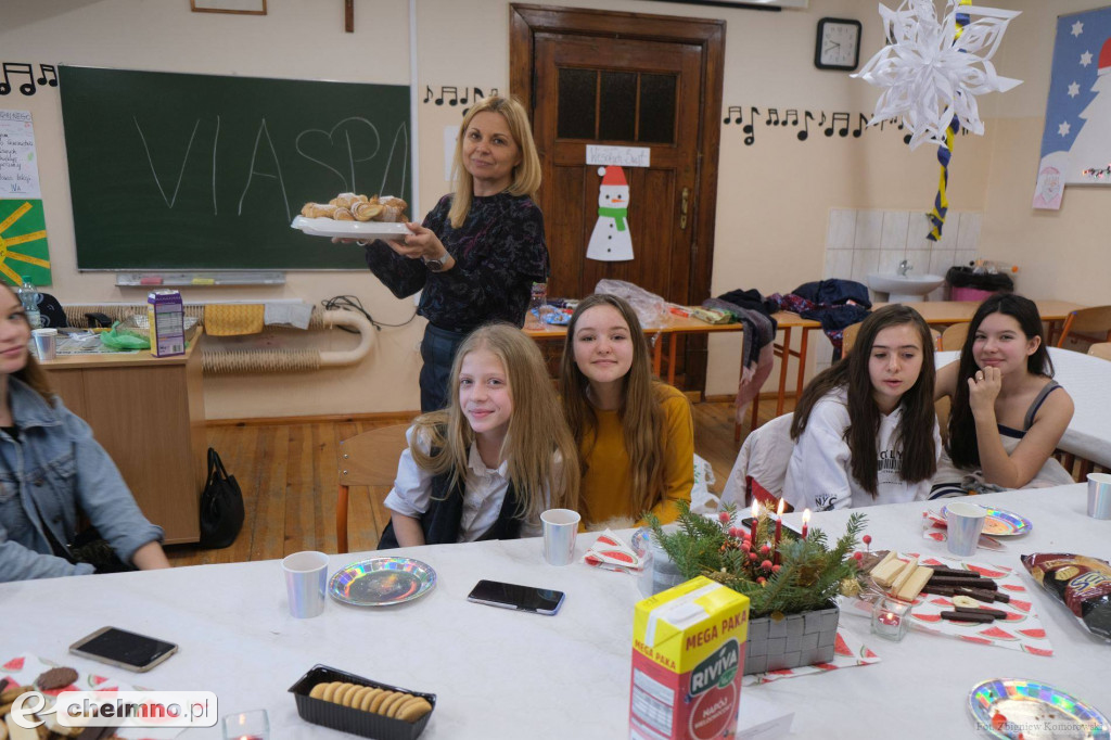 Tak przyjemnie było przy wigilijnych stołach w Jedynce