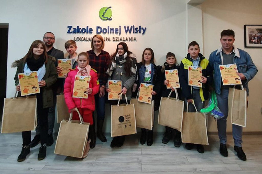 Laureaci konkursu fotograficznego: Jesień w Zakolu