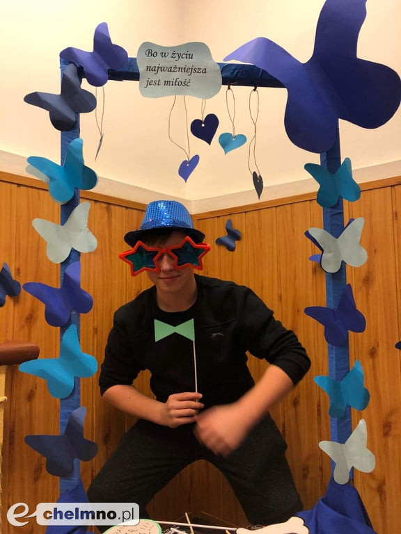 Walentynkowa fotobudka w kolorze blue