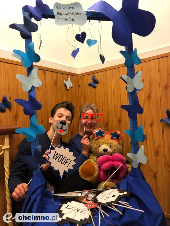 Walentynkowa fotobudka w kolorze blue