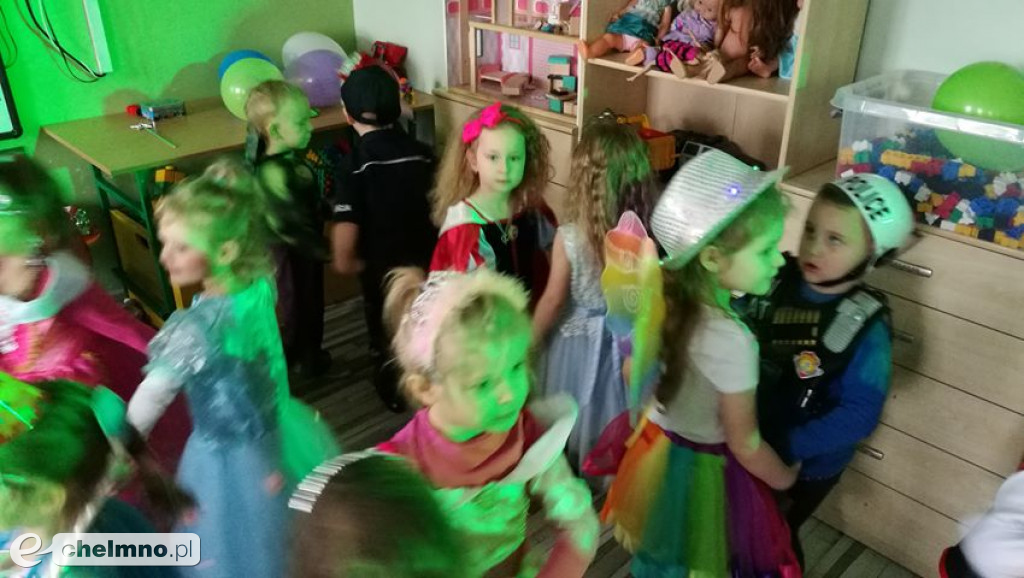 Bal karnawałowy w Tęczowym Zakątku