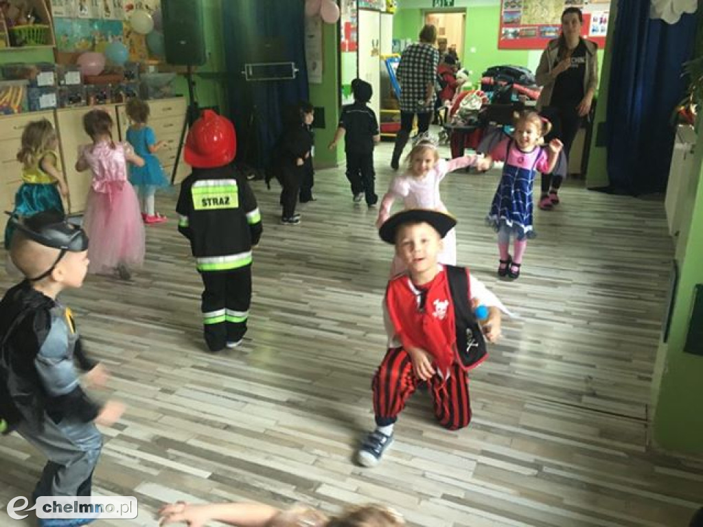 Bal karnawałowy w Tęczowym Zakątku