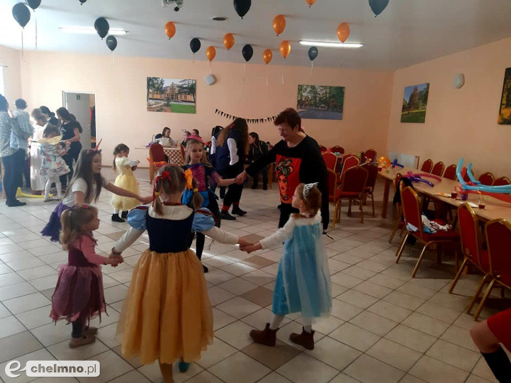 Bal przebierańców w Trzebczu Szlacheckim