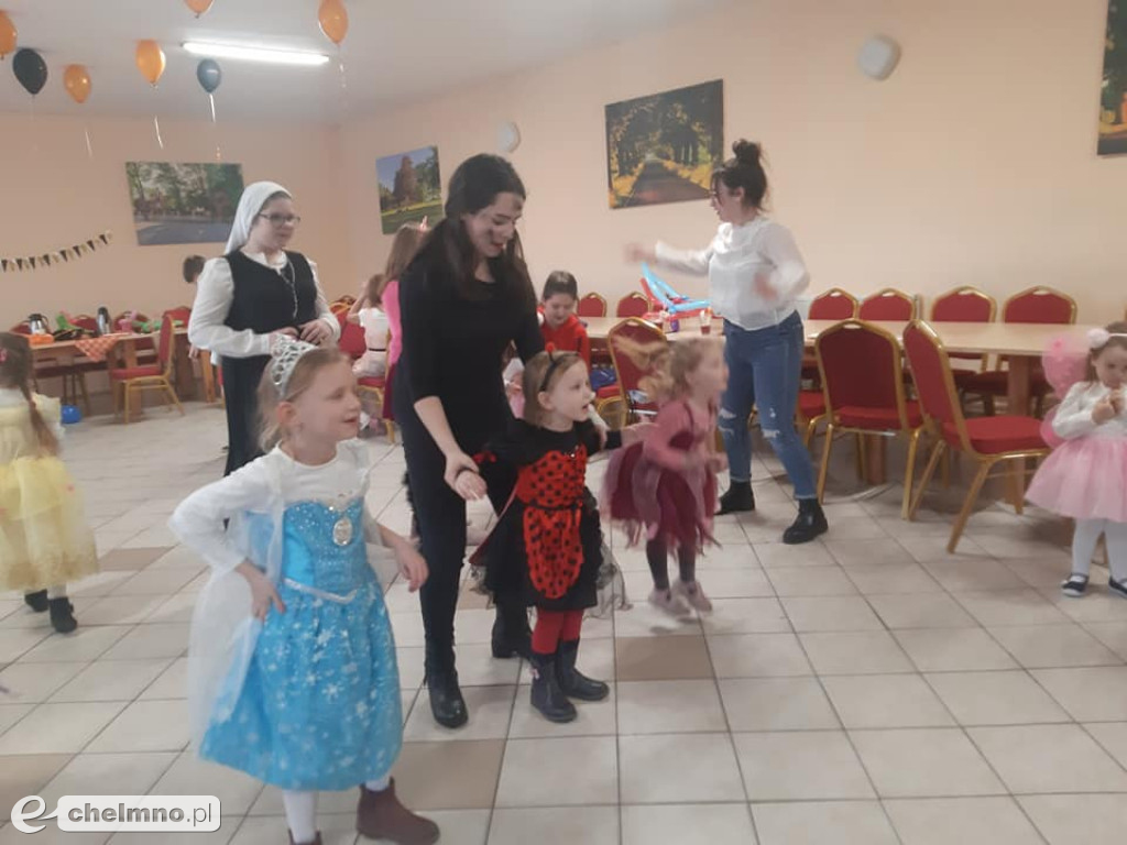 Bal przebierańców w Trzebczu Szlacheckim