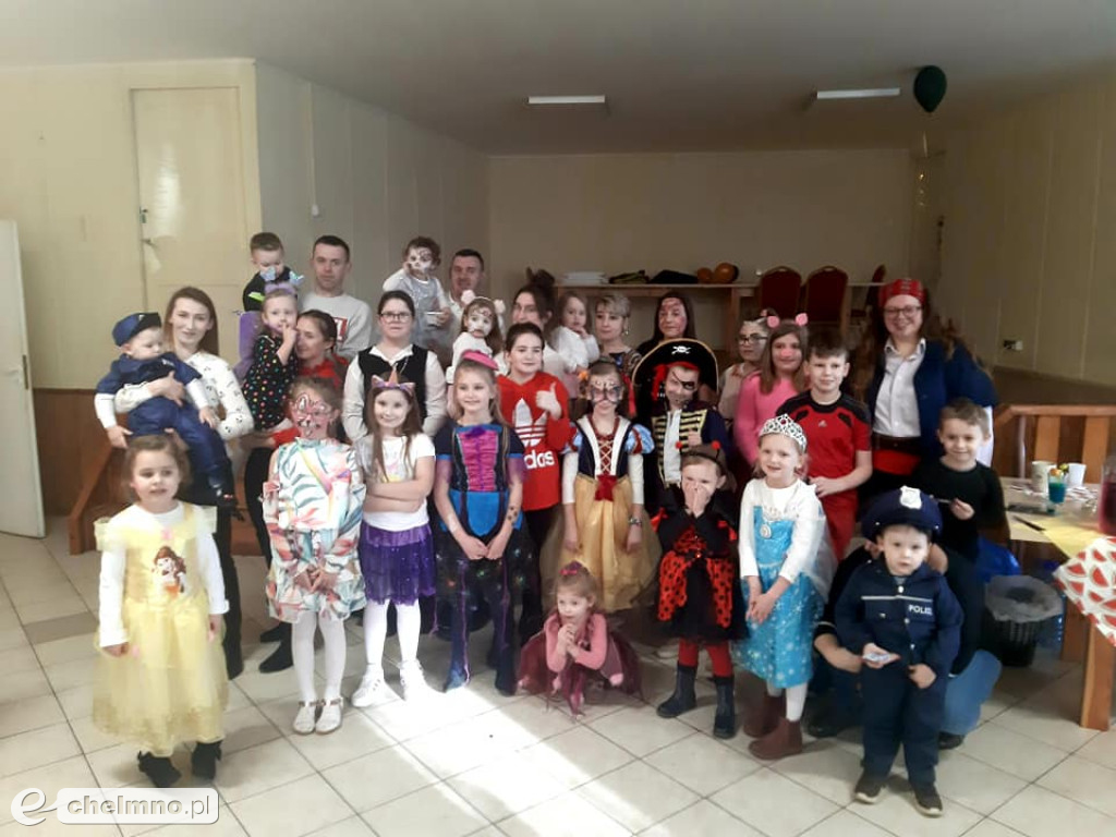 Bal przebierańców w Trzebczu Szlacheckim