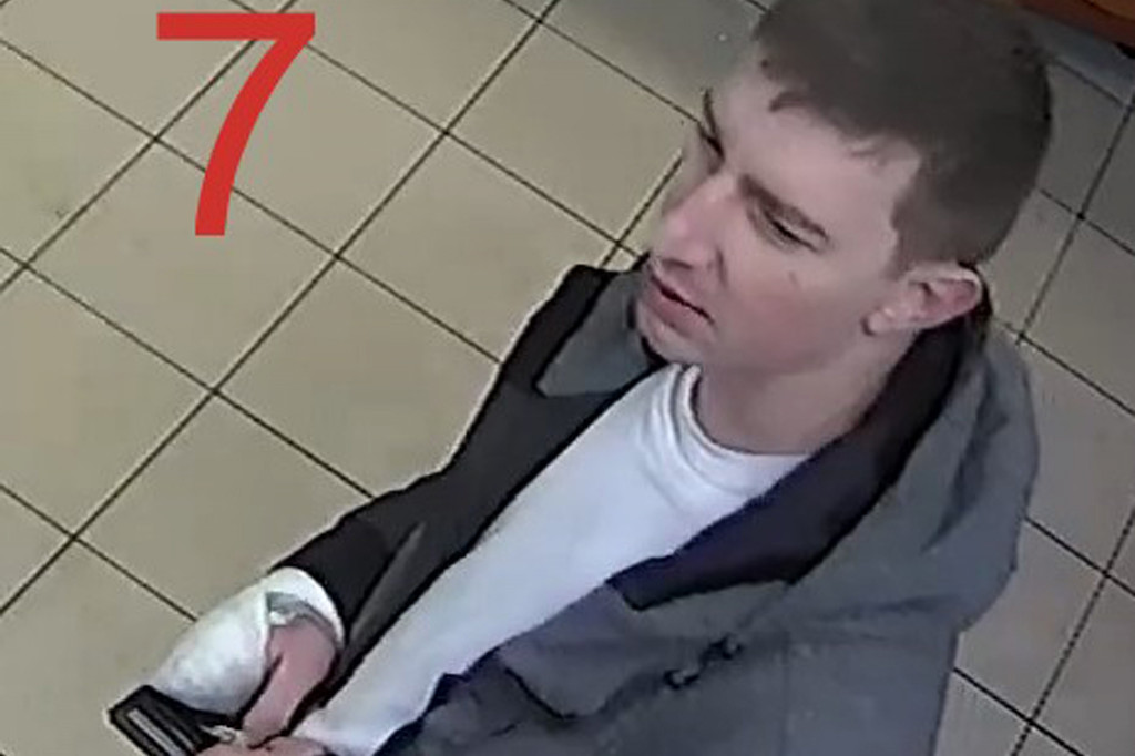 Policjanci poszukują sprawców pobicia