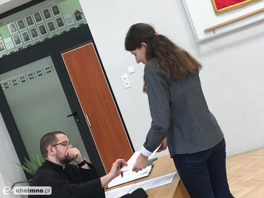 W Katoliku uczniowie zmagają się w konkursie Apostoł