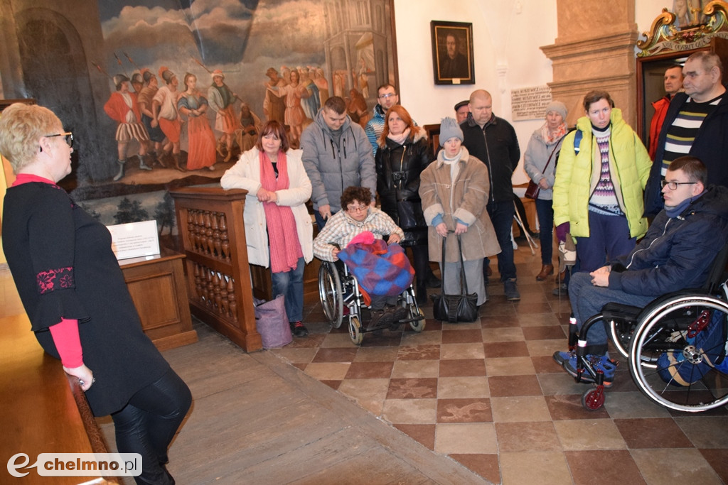 Zwiedzanie z przewodnikiem i warsztaty  miłosne