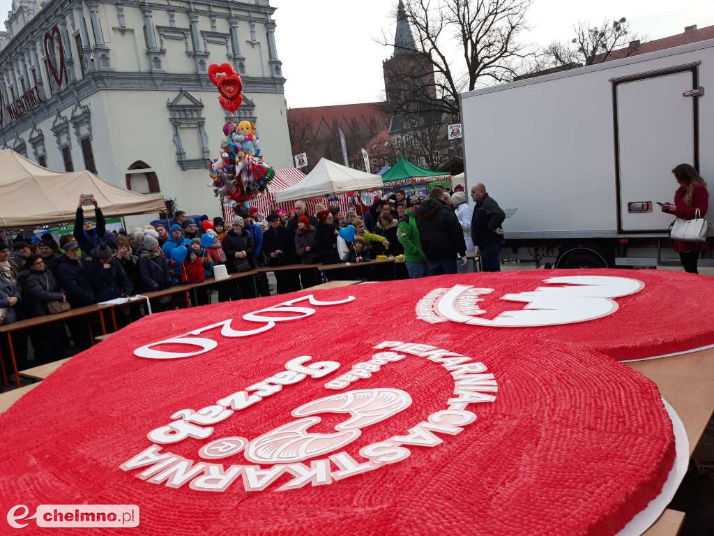 Wspaniale się udał rekordowy tort gigant