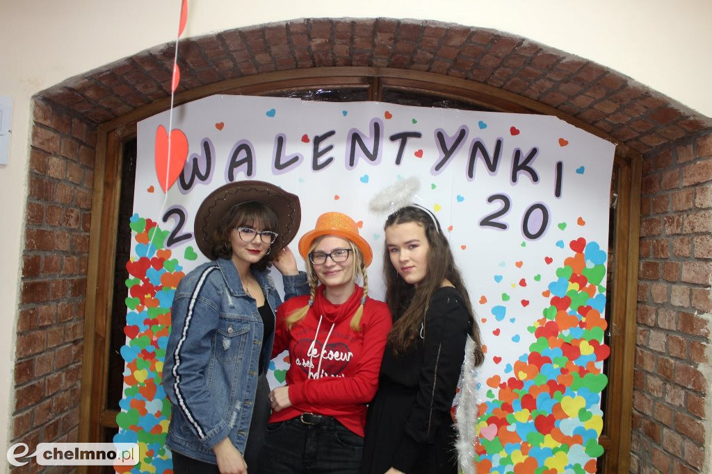 Szkolne Walentynki pełne uśmiechu