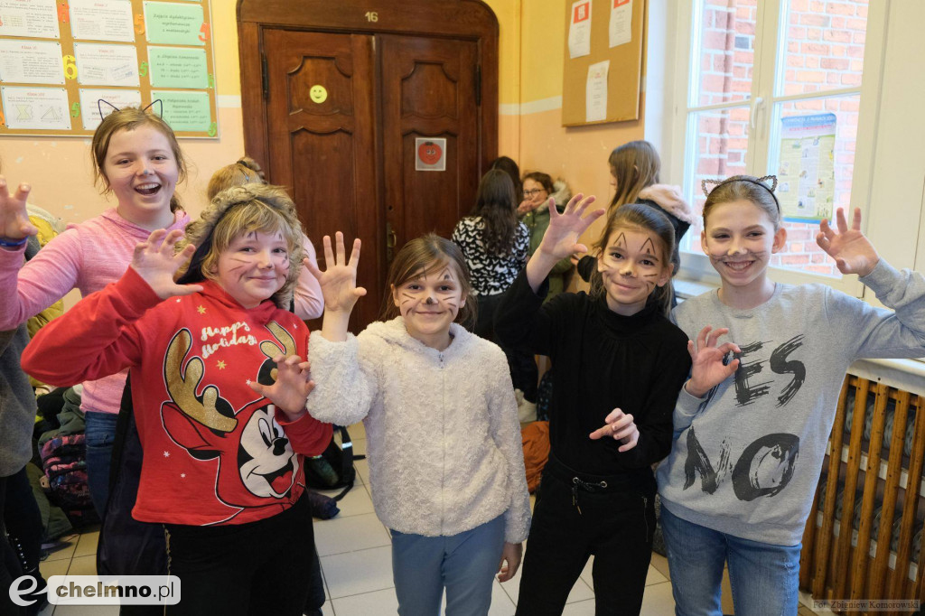 Śliczne futrzaki opanowały naszą szkołę z okazji Dnia Kota