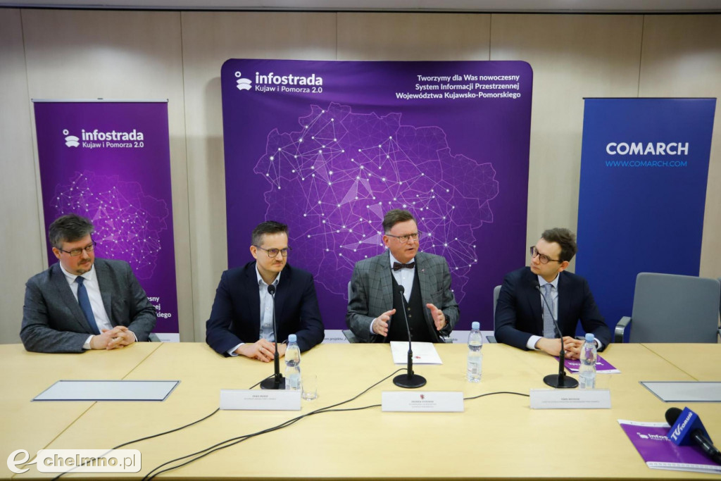 Infostrada 2.0: mapy, certyfikaty, zezwolenia i szacunki nieruchomości przez internet