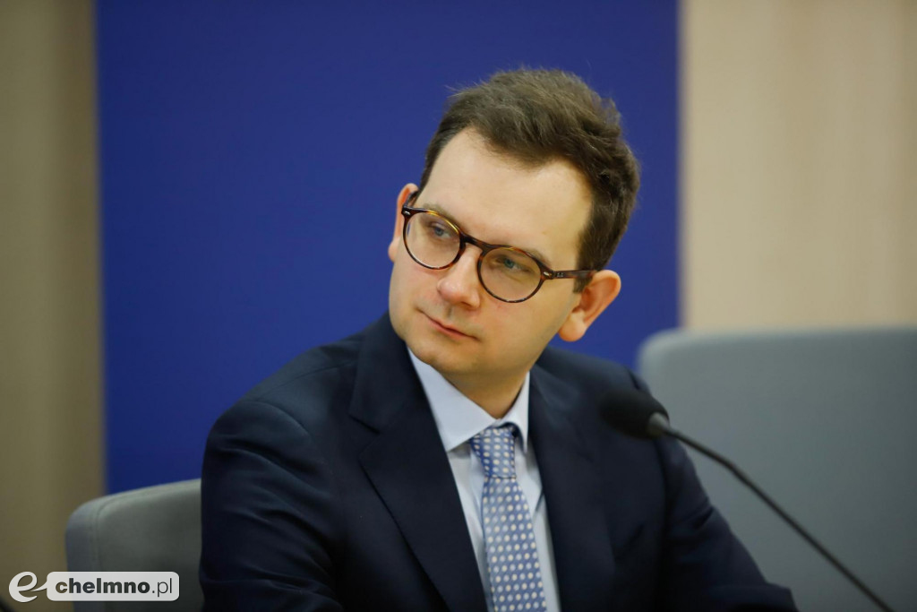 Infostrada 2.0: mapy, certyfikaty, zezwolenia i szacunki nieruchomości przez internet