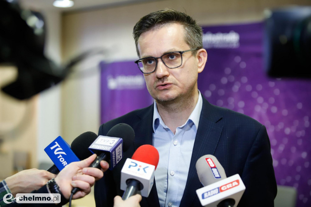 Infostrada 2.0: mapy, certyfikaty, zezwolenia i szacunki nieruchomości przez internet