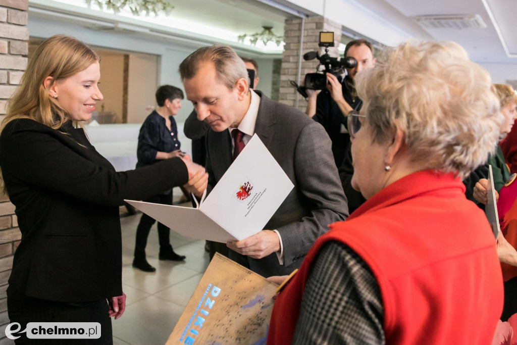 Jolanta Jaszczak odebrała wyróżnienie Marszałka