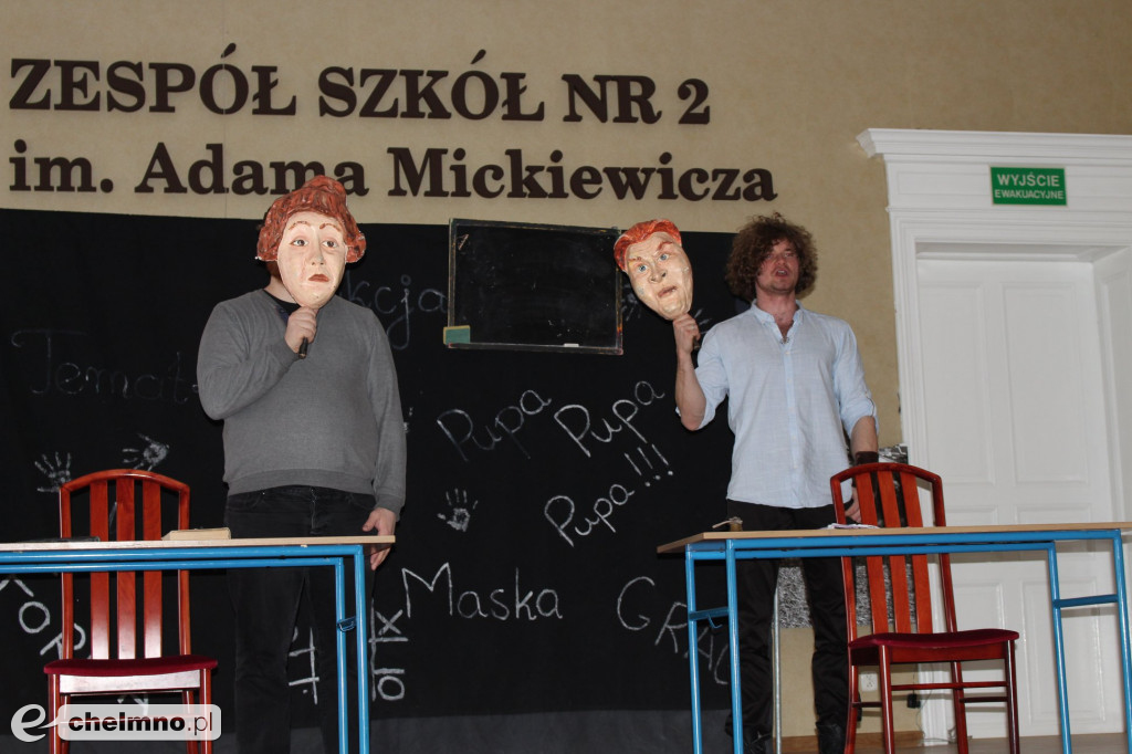Ciekawy spektakl Ferdydurke zaprezentowany w auli ZS nr 2