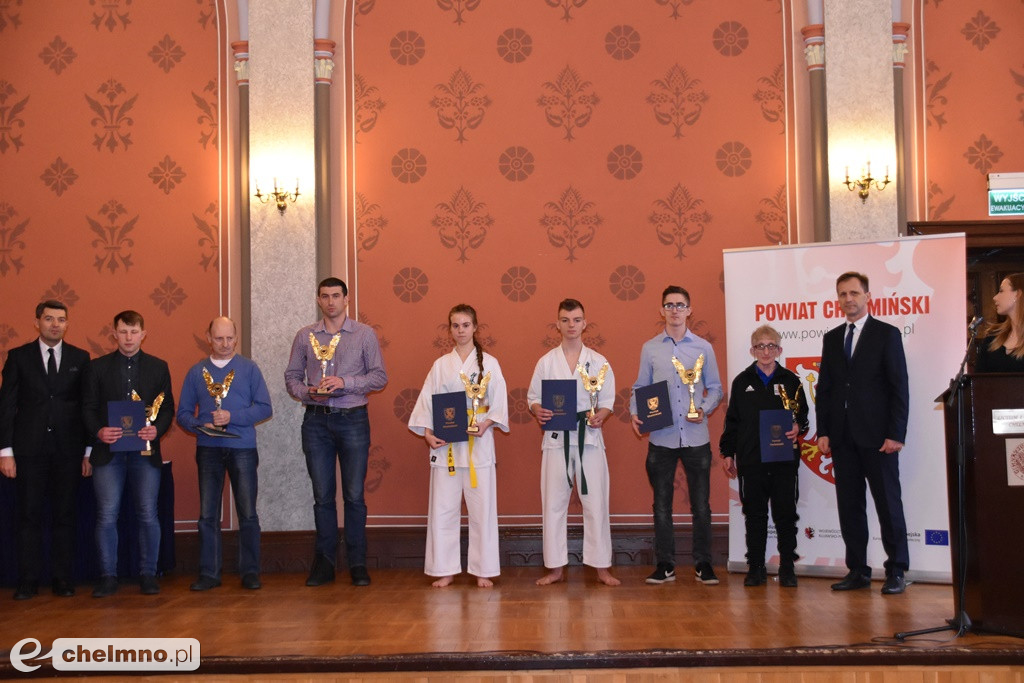 Laureaci XVII Powiatowej Gali Mistrzów Sportu